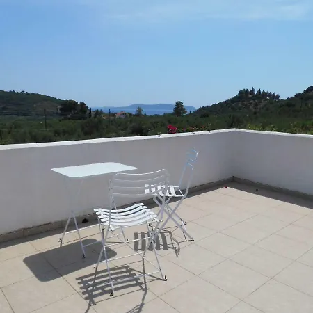 Lemon Tree Holiday home *
